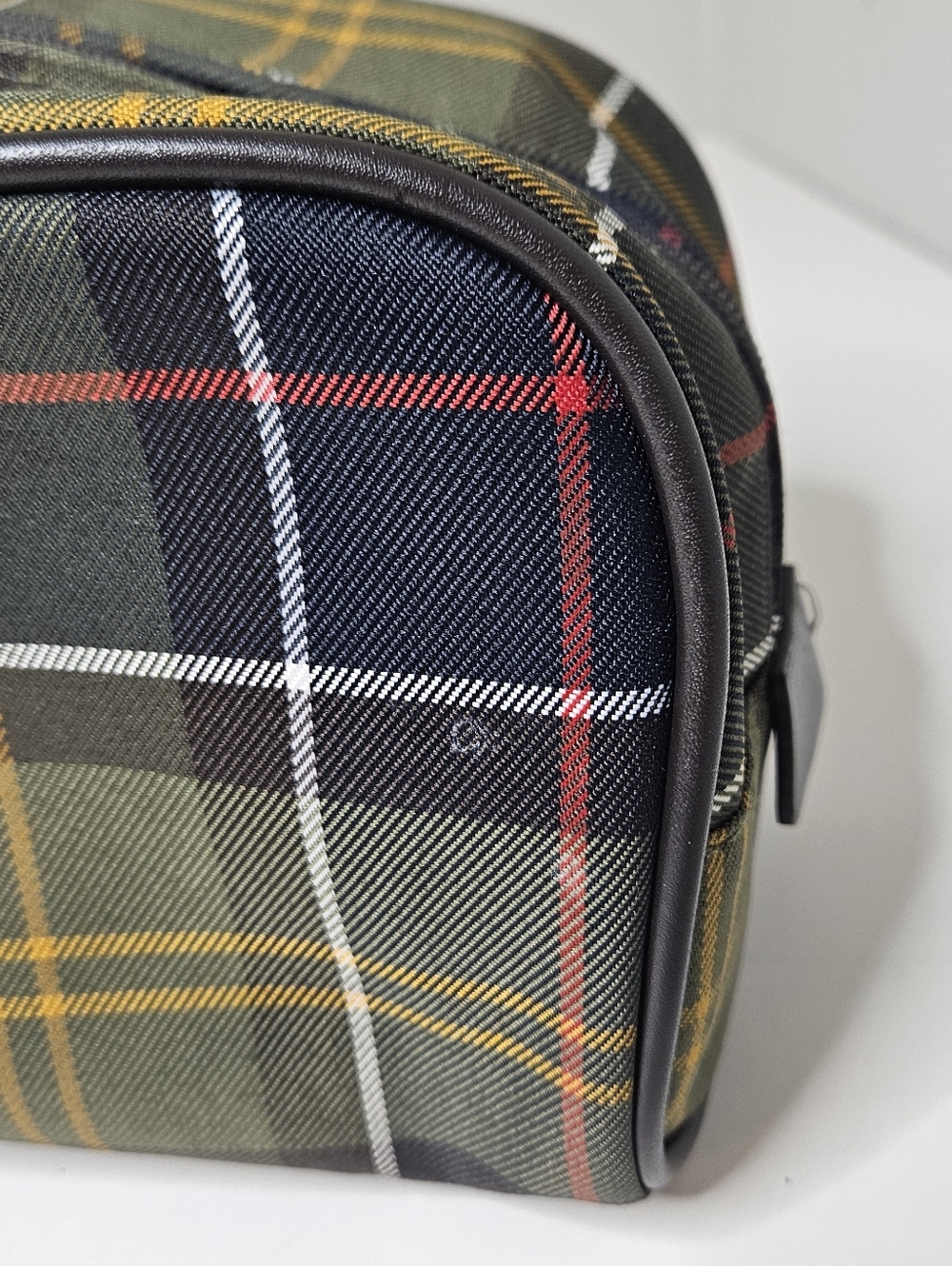 Barbour Tartan Toiletry Bag Dopp Kit Men's Case Green Plaid Canvas Zipper - Picture 7 of 11